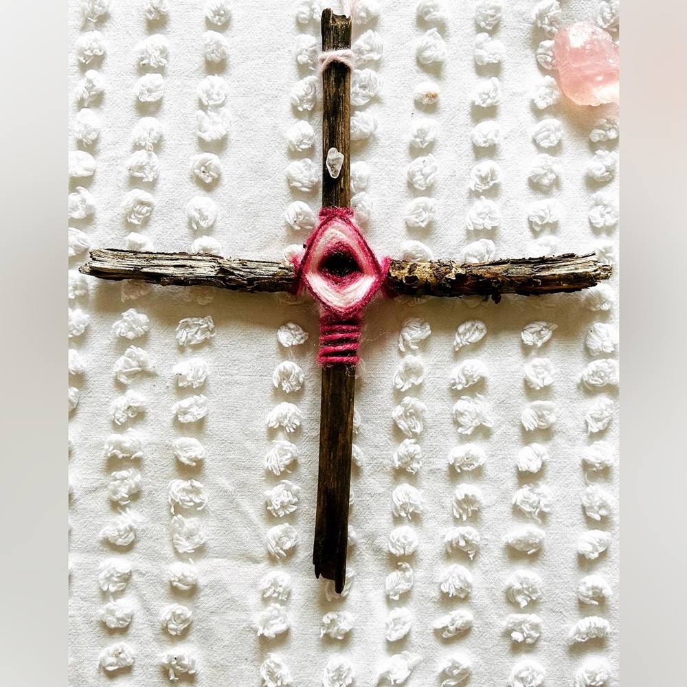 Raw Heart Ojo de Dios
